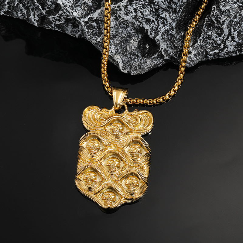 Gold pendant