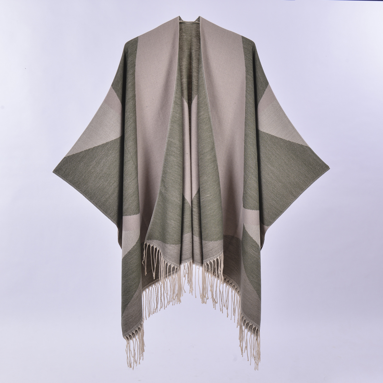 Tassel big triangle green