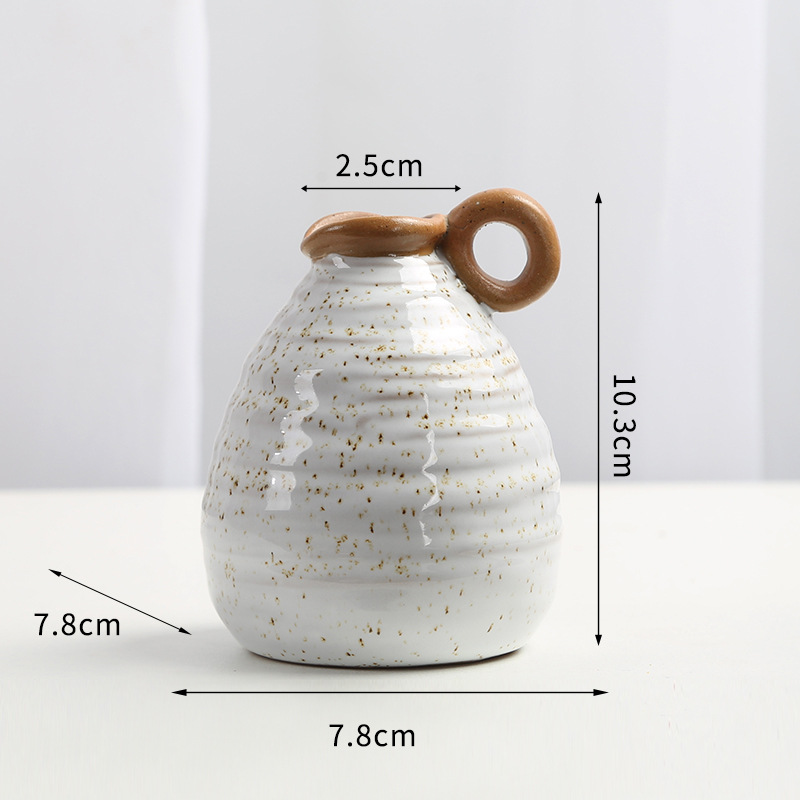 Small pot - Single ear (Polka dot with ear)