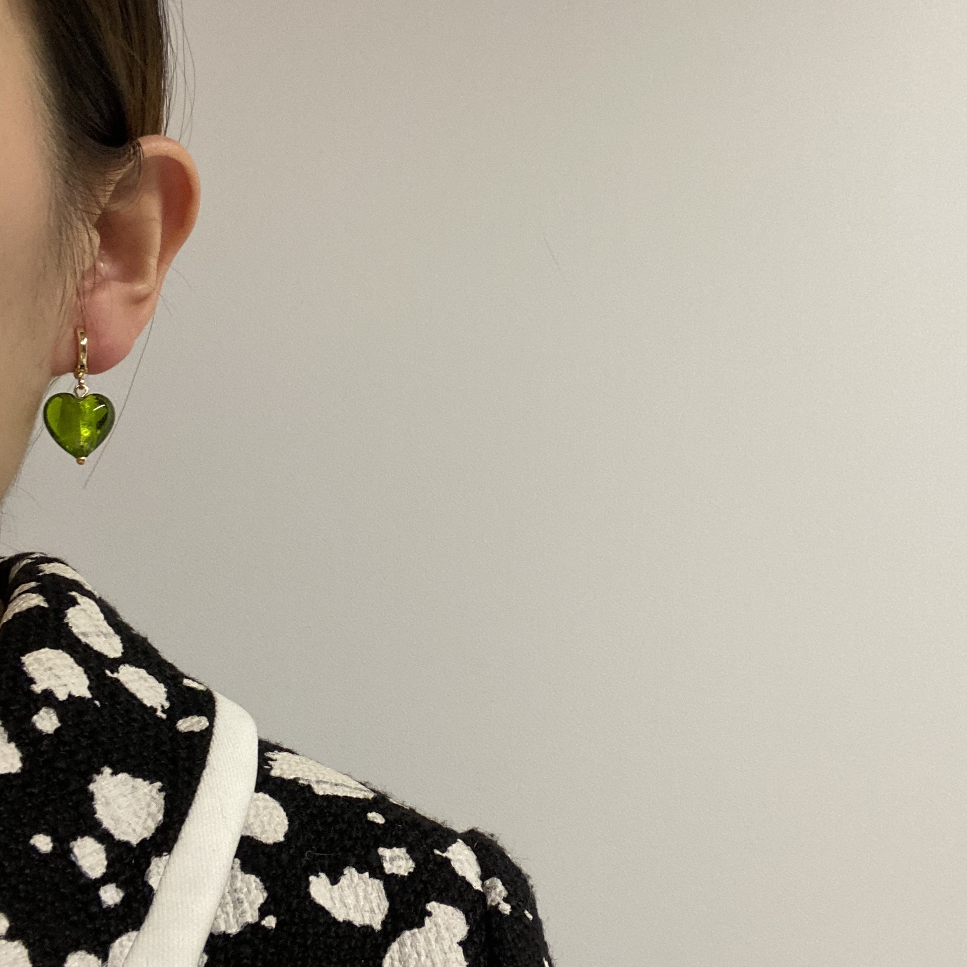 Green ear collar