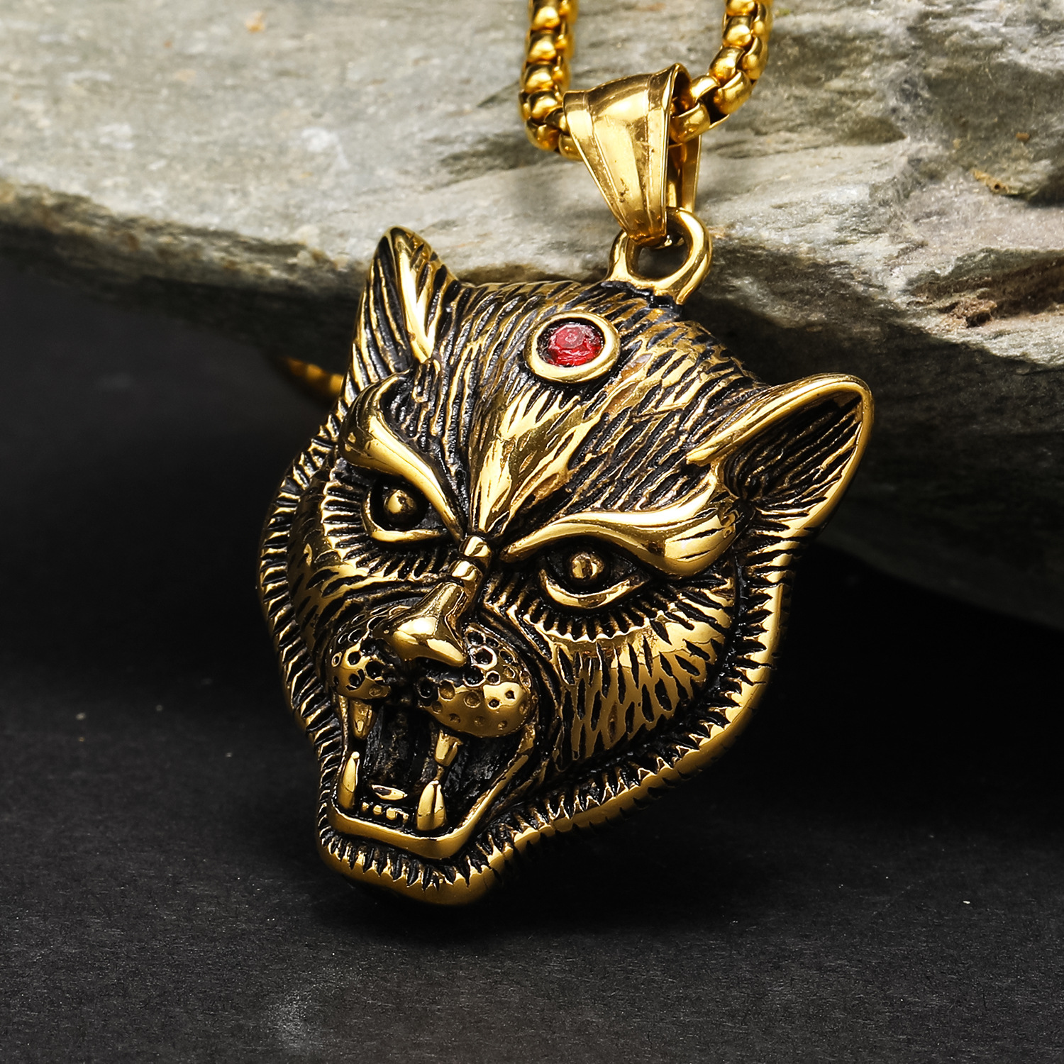 Gold pendant, no chain