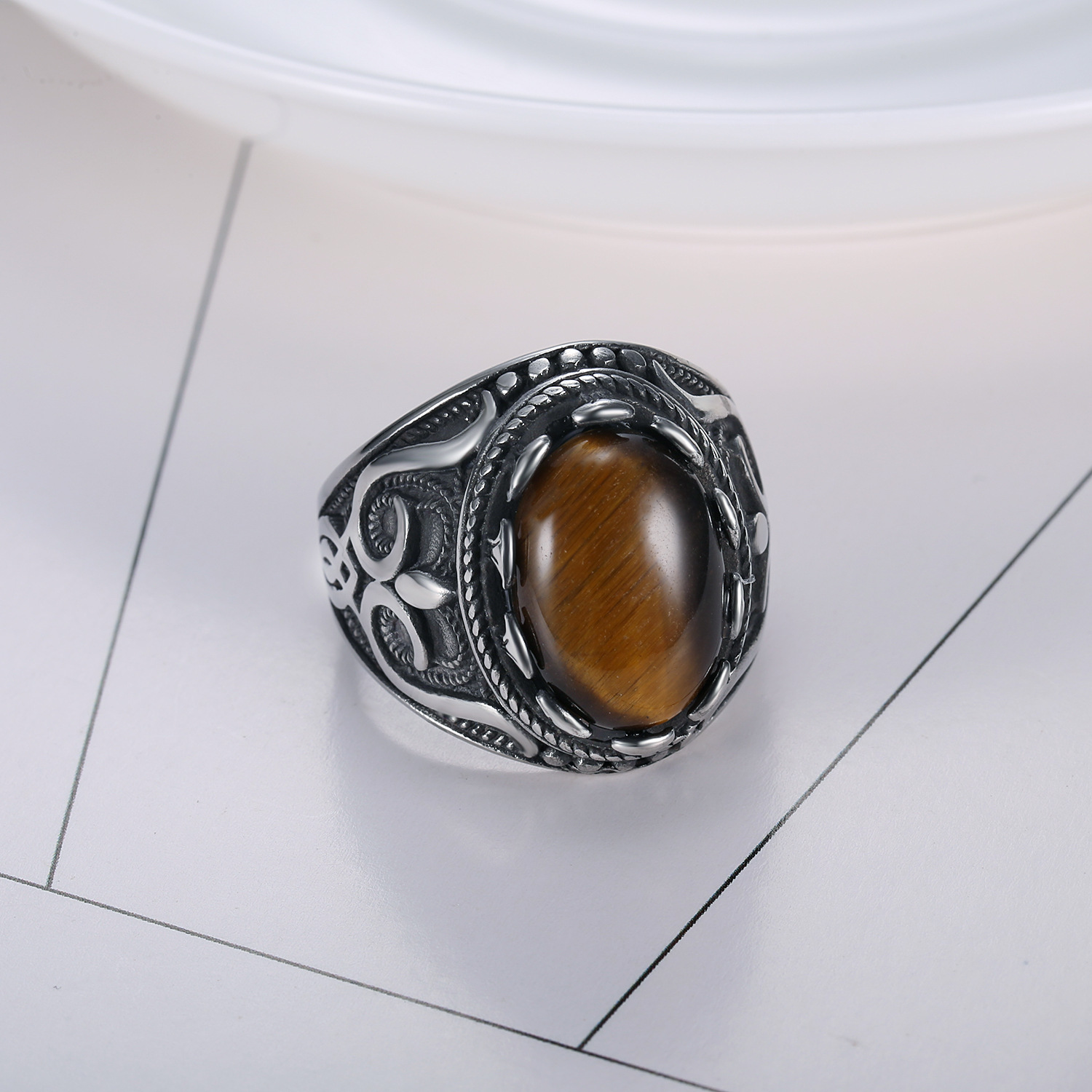 tiger eye US Size #7