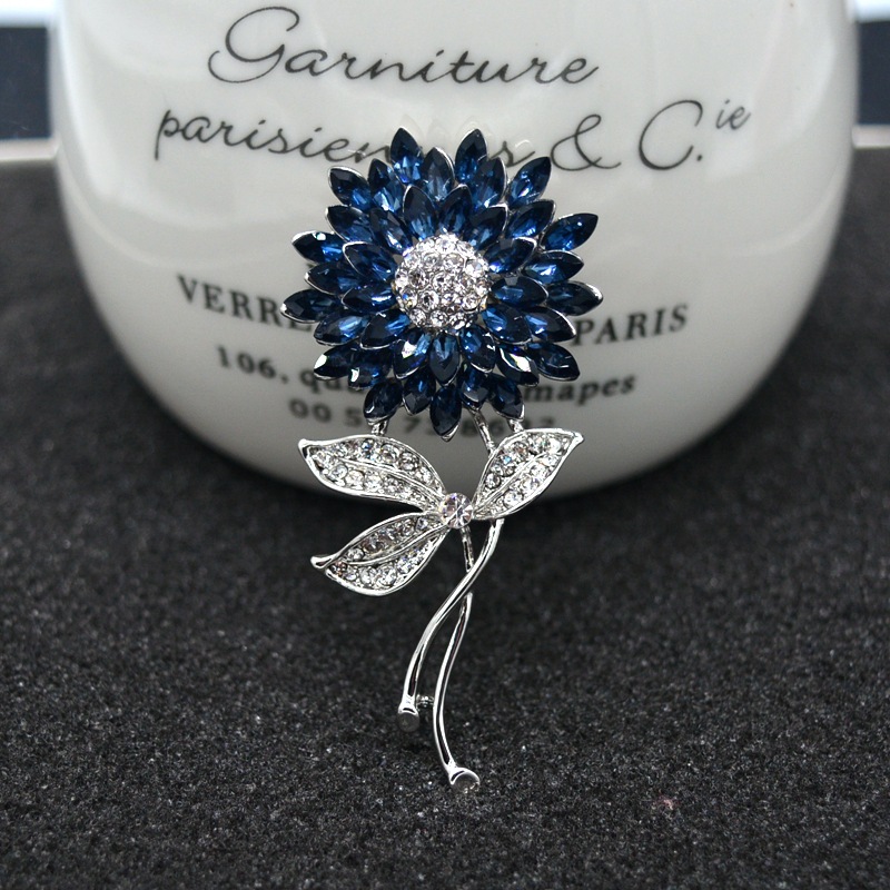 Blue crystal silver