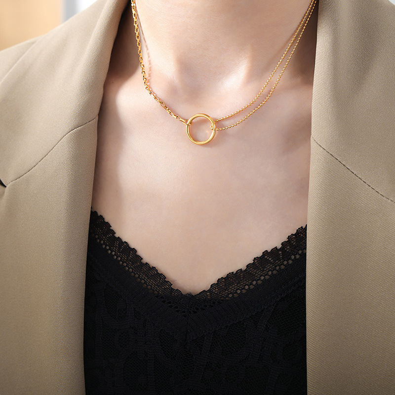 2:P461- Gold necklace