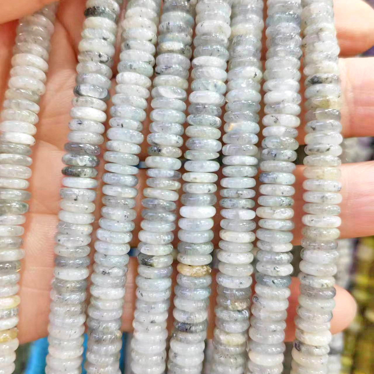 20 labradorite