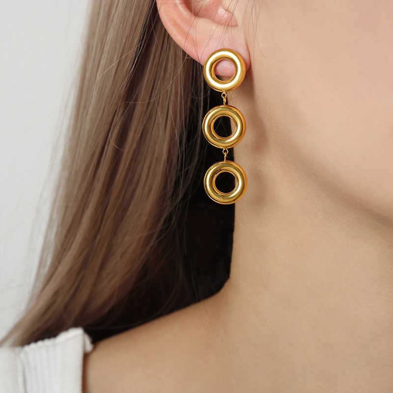 2:earring