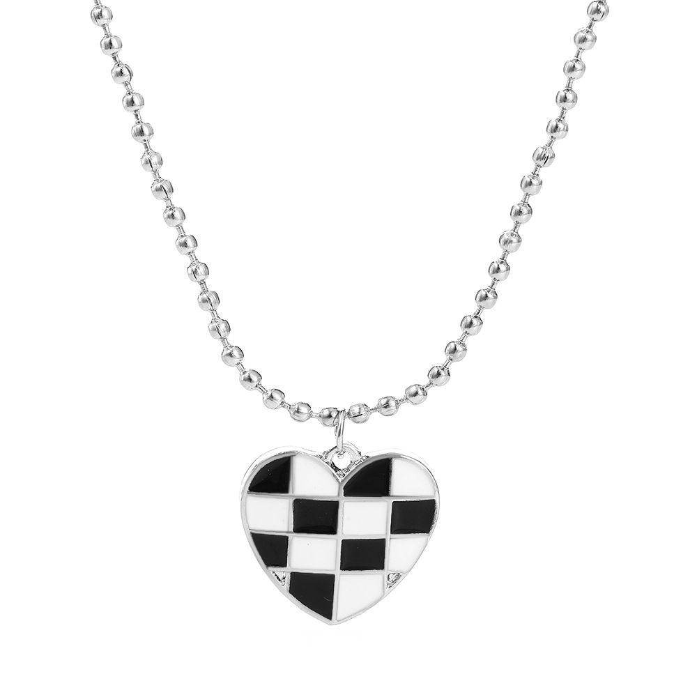 Black and white necklace