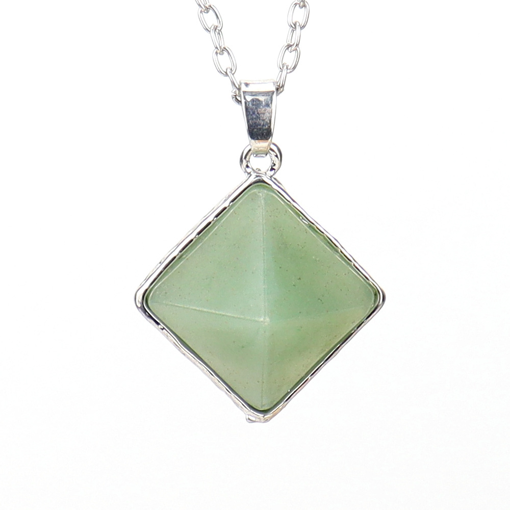 9 Aventurine vert