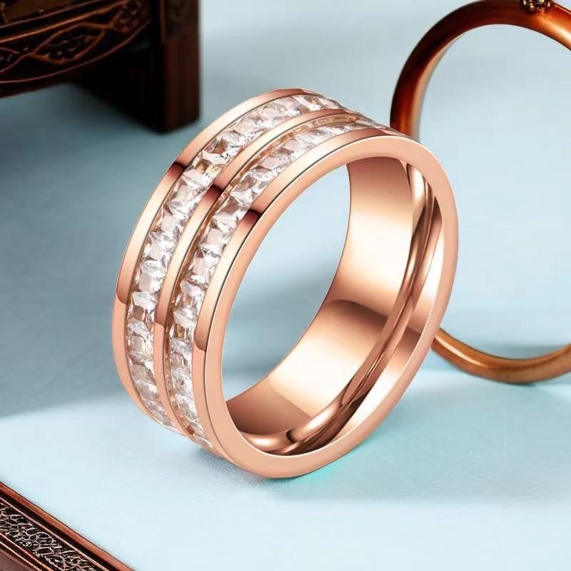 7-B-3 Two row square diamond rose gold 8mm 5