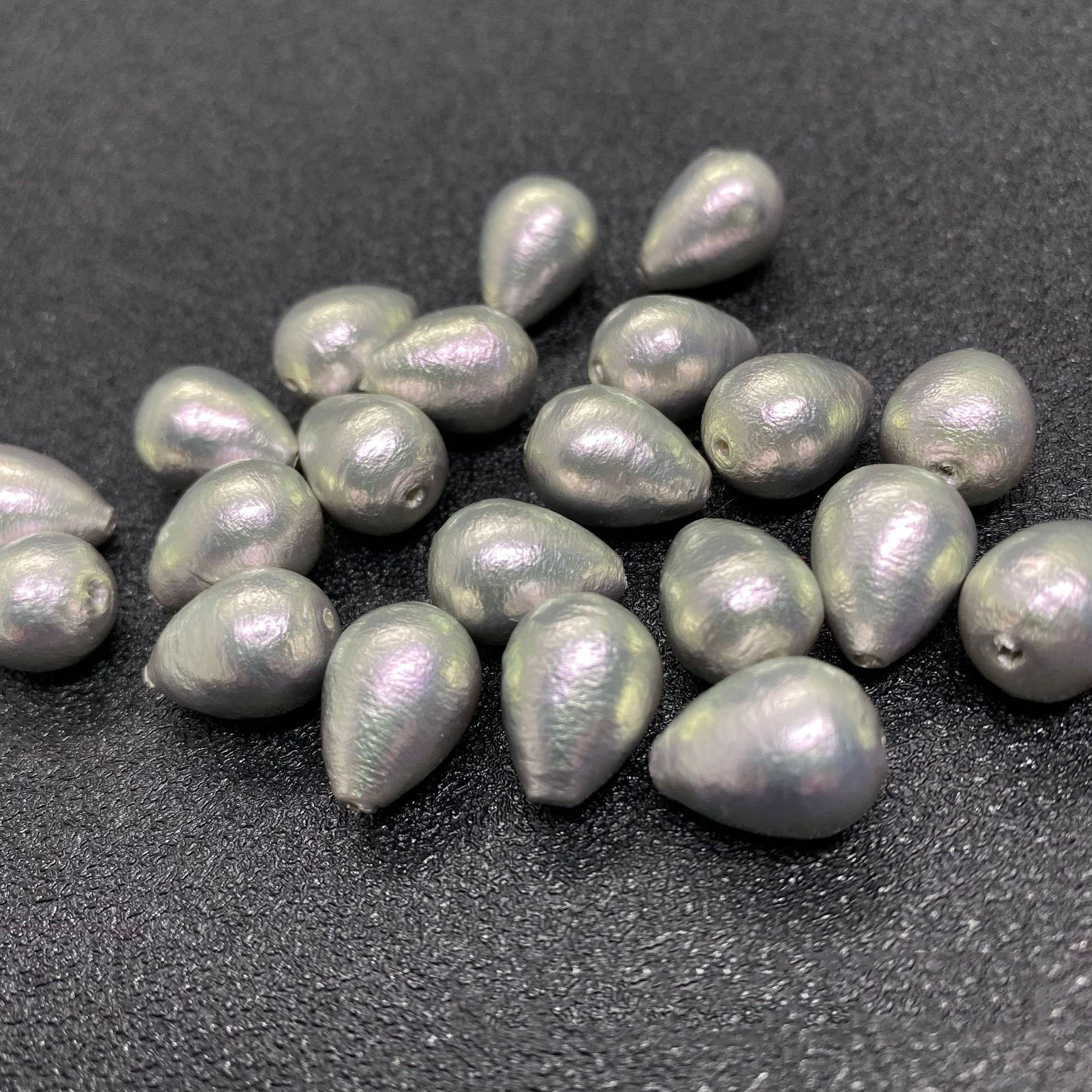 metal grey 灰色の金属