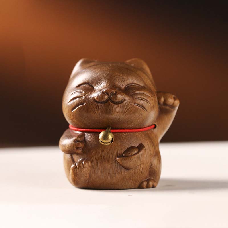 1:Green sandalwood cat 53x47x38mm