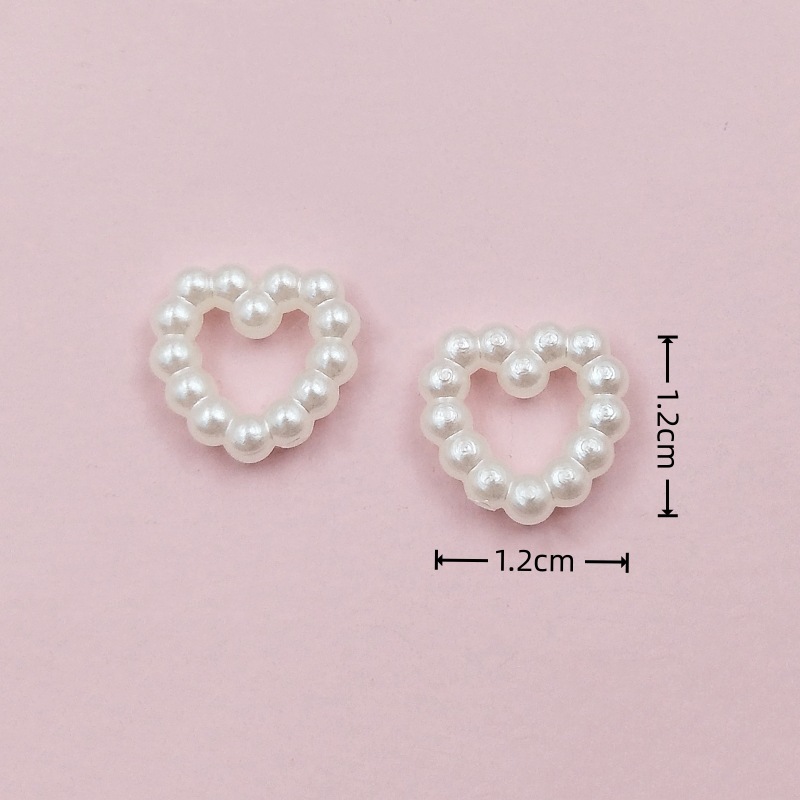 8:1794-8 1.2 cm pearl heart