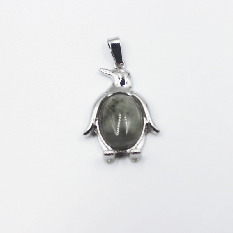 8:white labradorite