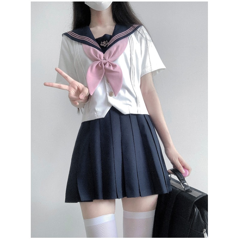 Short sleeve   skirt   goldfish knot