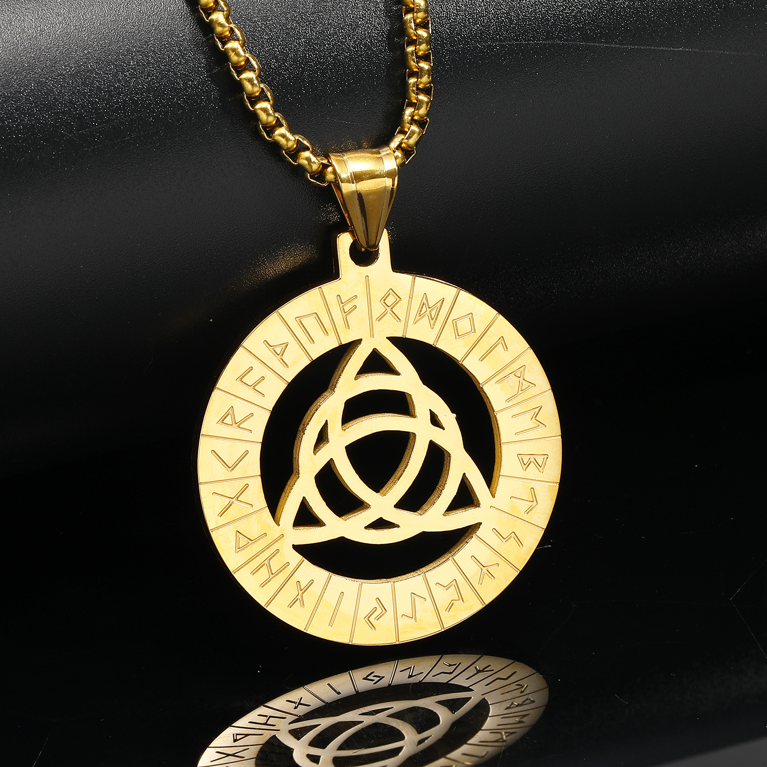 3:Gold pendant