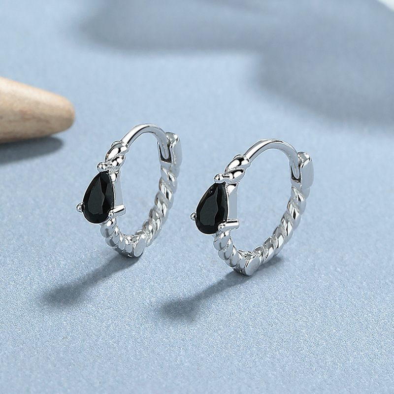 Platinum/pair (black diamonds)