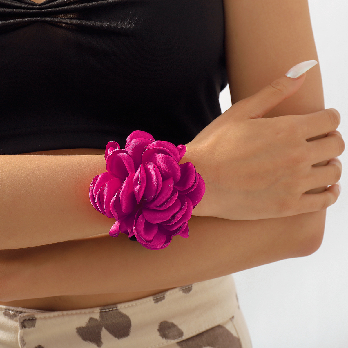 Rose red bracelet