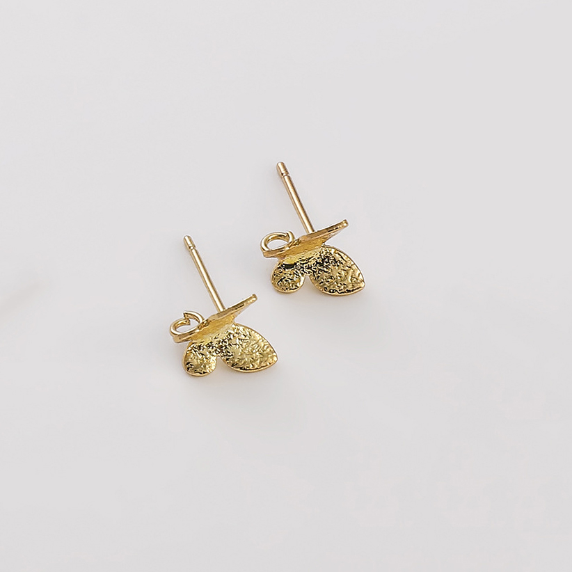 Ear stud-7.2x7.5mm