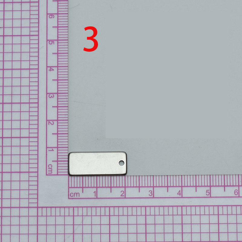 3:C.20x8x1mm