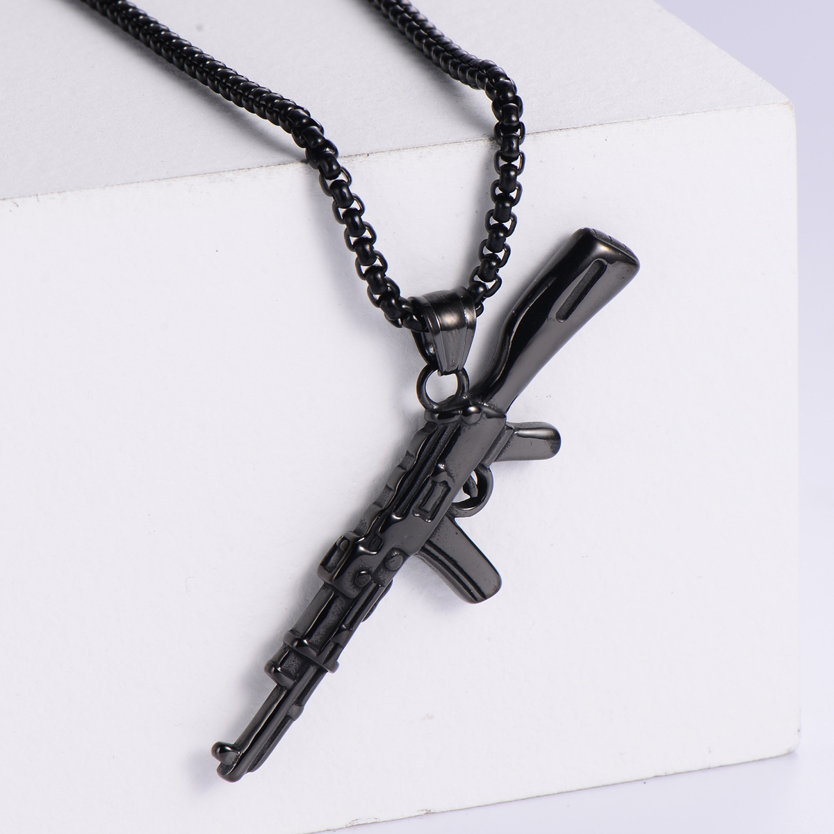 [ Black ] chain pendant