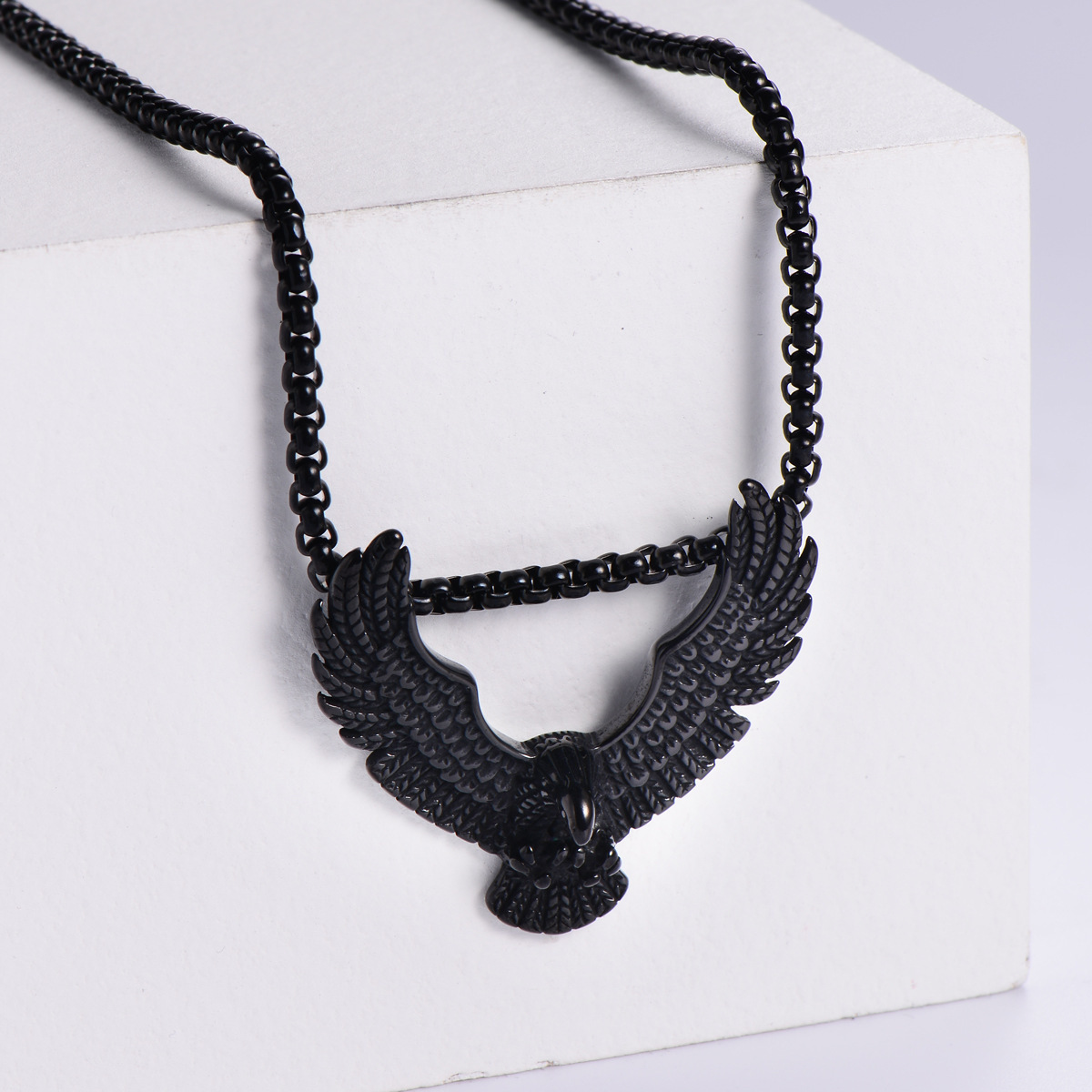 Black ( single pendant )