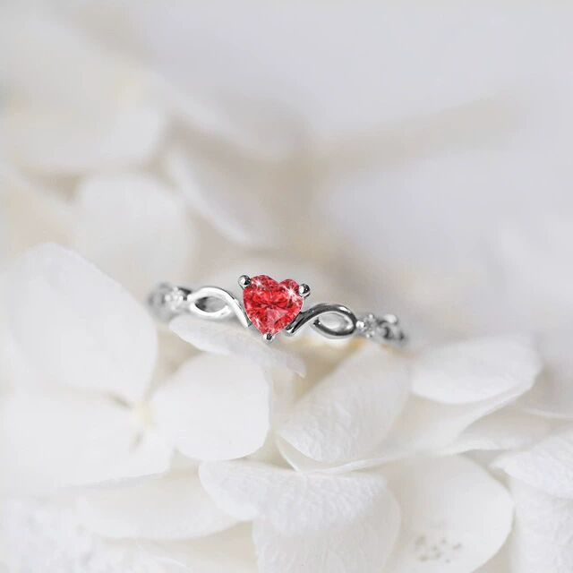 White gold red diamond 5