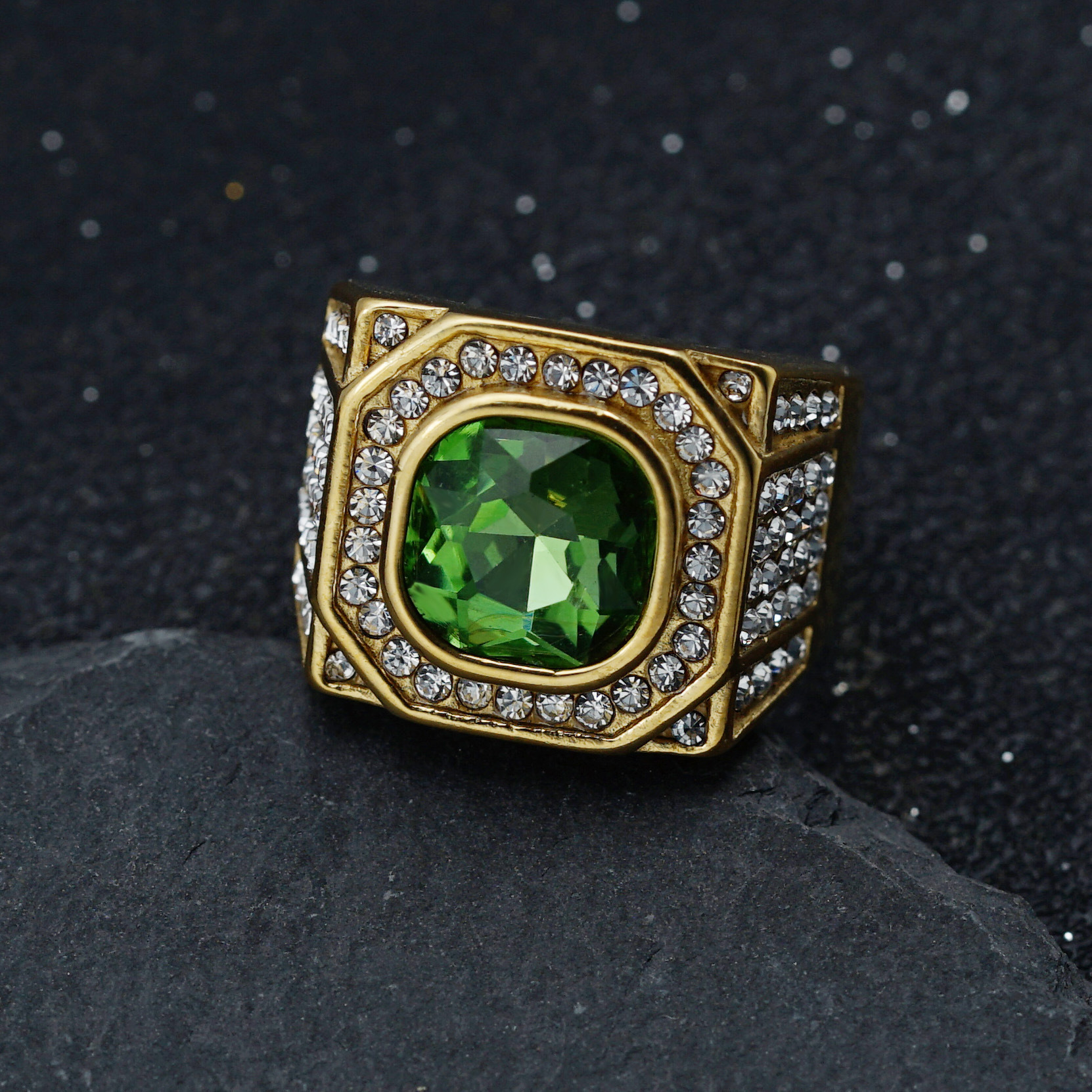 3:Gold   Greenstone