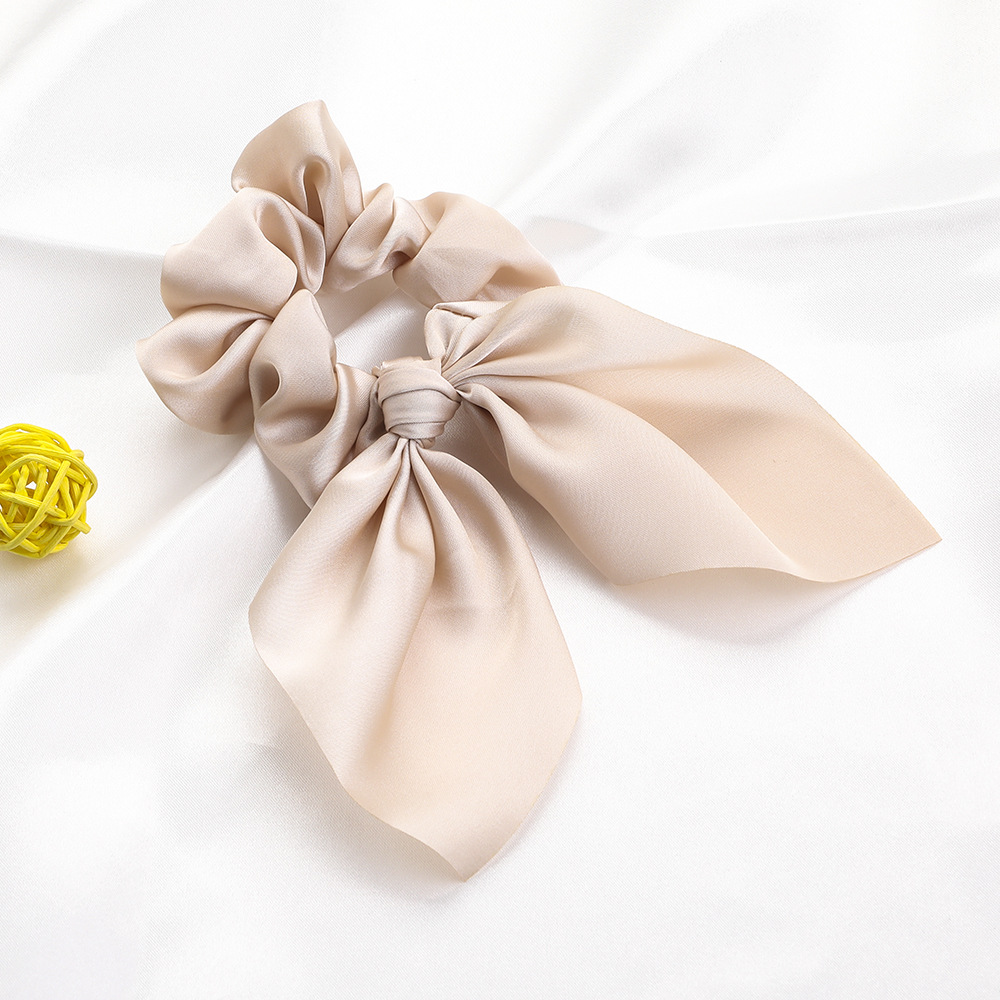 B237 Satin Chiffon Rabbit ears - Champagne 15