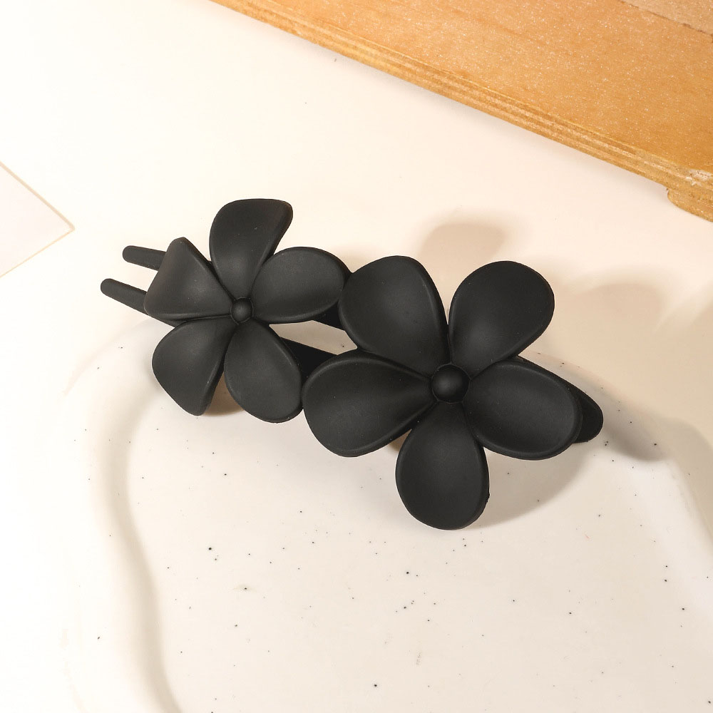 28:Double floral duck clip - frosted black