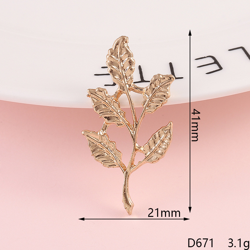 D671 smooth leaf