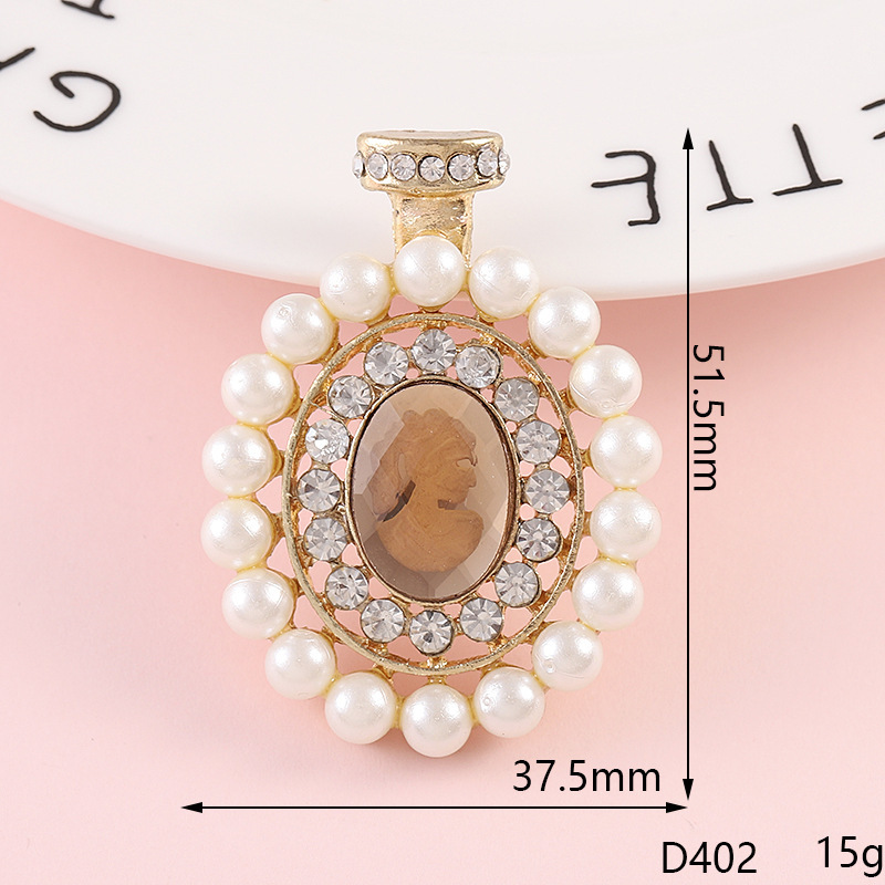 7:D402 Pearl Perfume Bottle (Beauty Head)