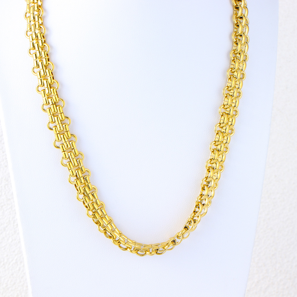 1:Gold necklace