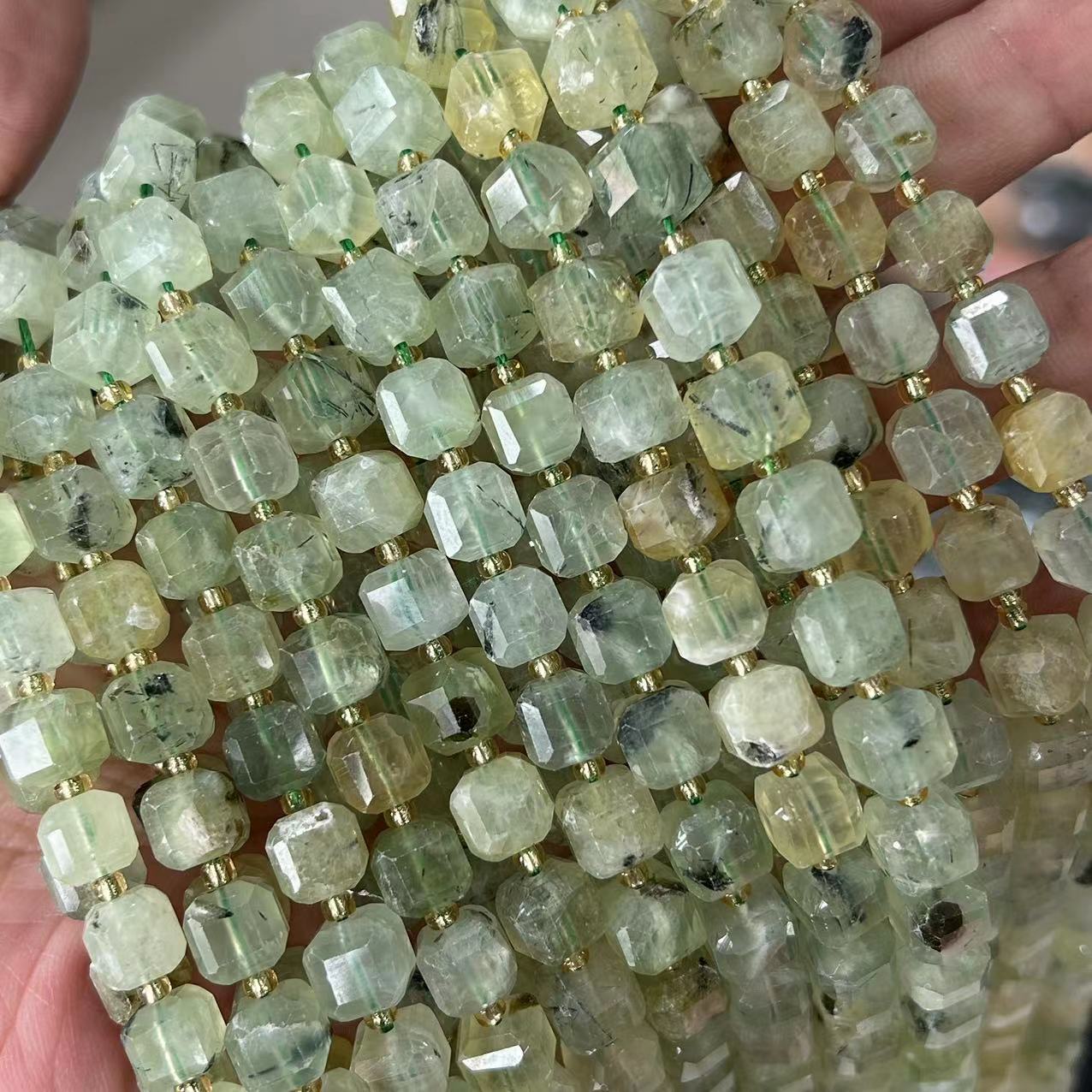 55 Prehnite