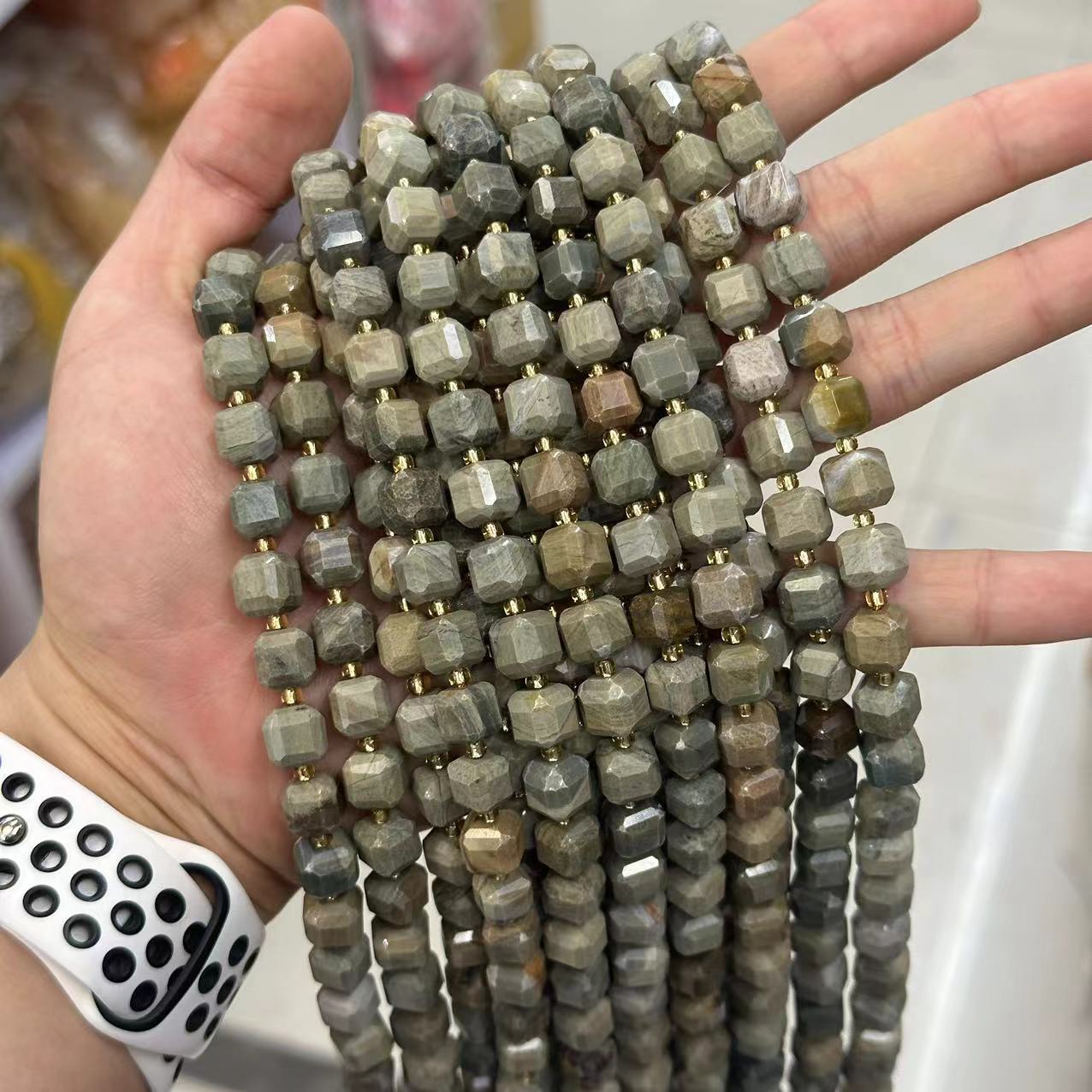 79 Silver Leaf Jasper