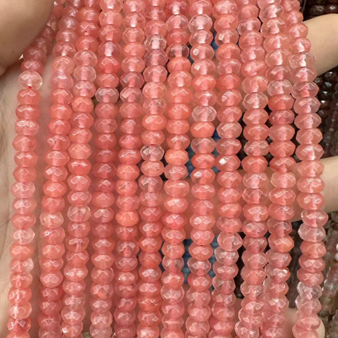 Cherry Quartz 3x4mm/125ps