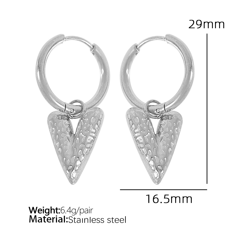 2:Silver earrings