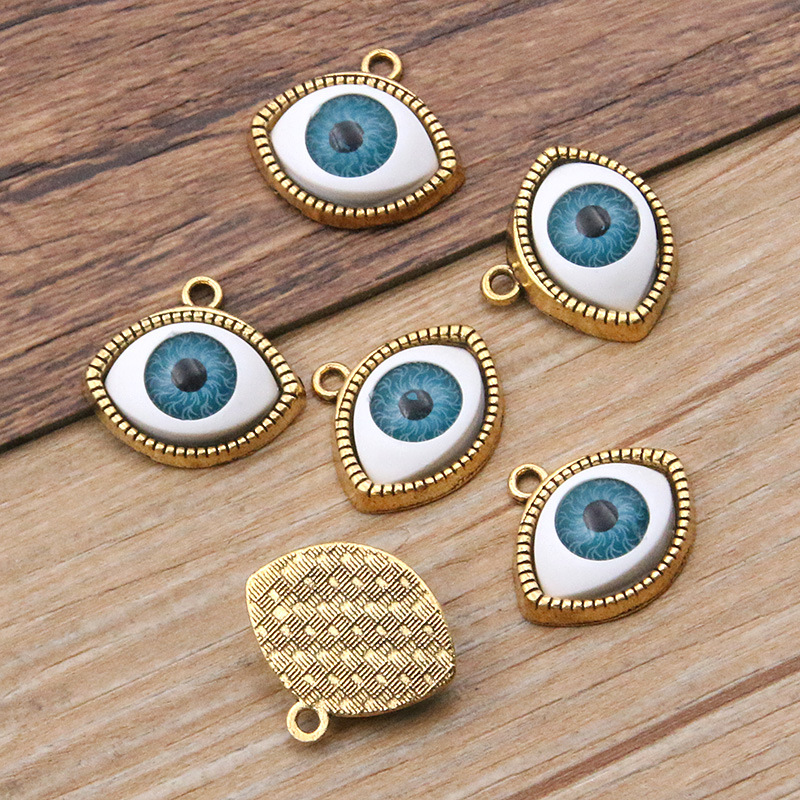 Antique gold color-Blue eyes