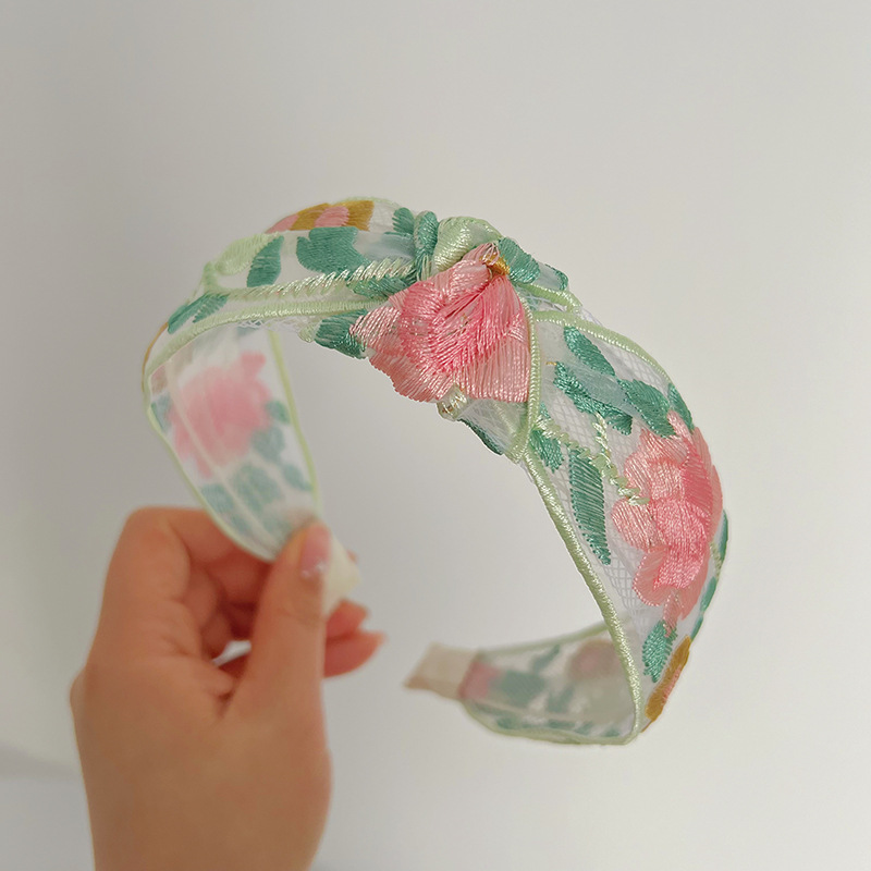 2:Green-pink embroidery knotted headband