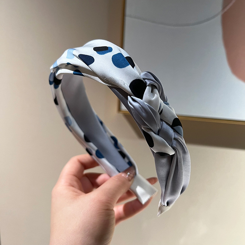 2:Polka-dot side twist headband