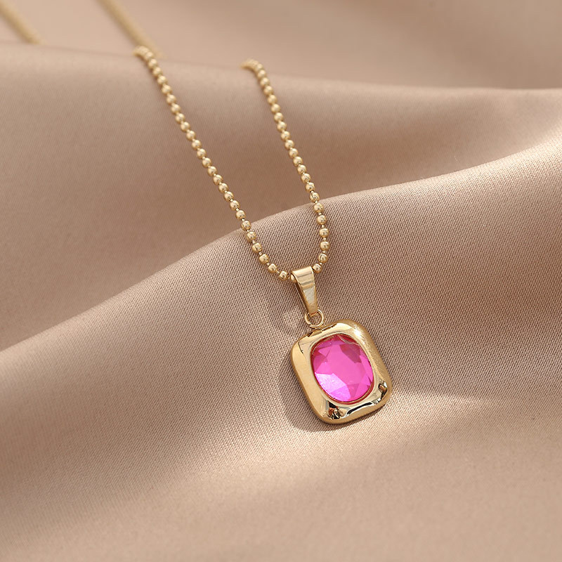 14K gold - Pink diamond