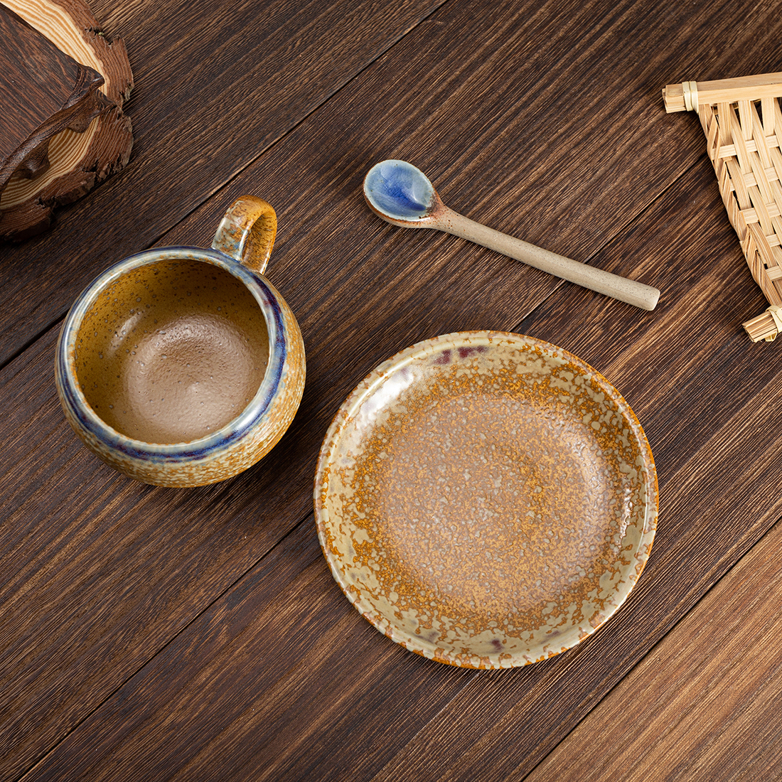 Egg-shaped coffee cup - kiln turns yellow