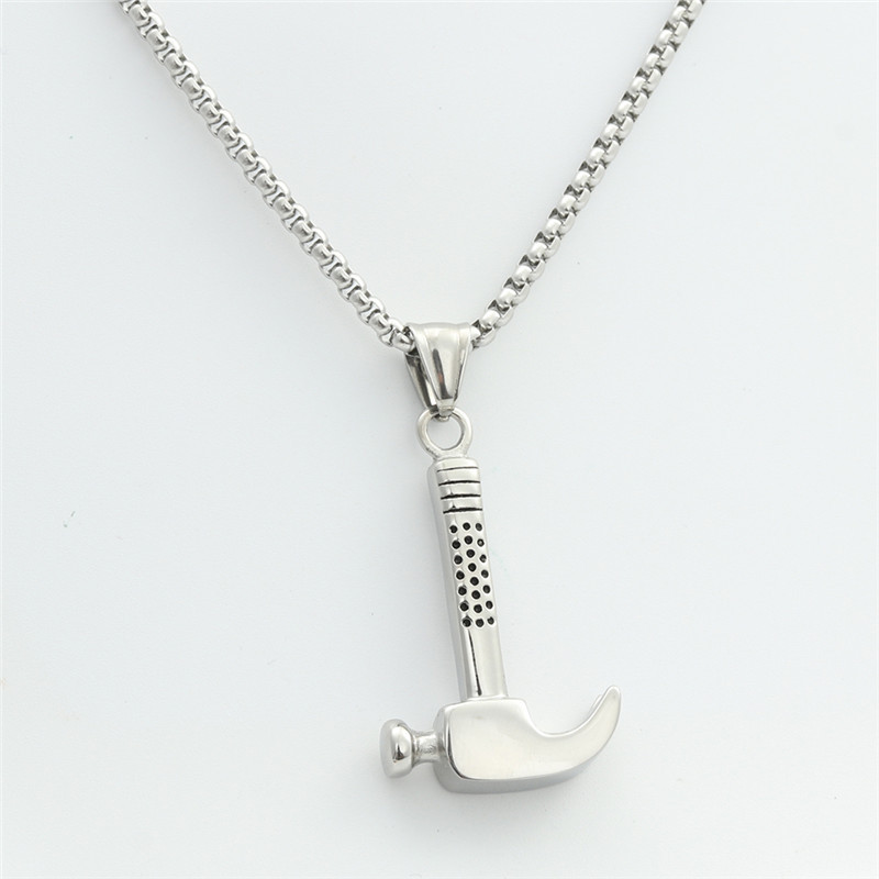 1:Silver pendant ( no chain )