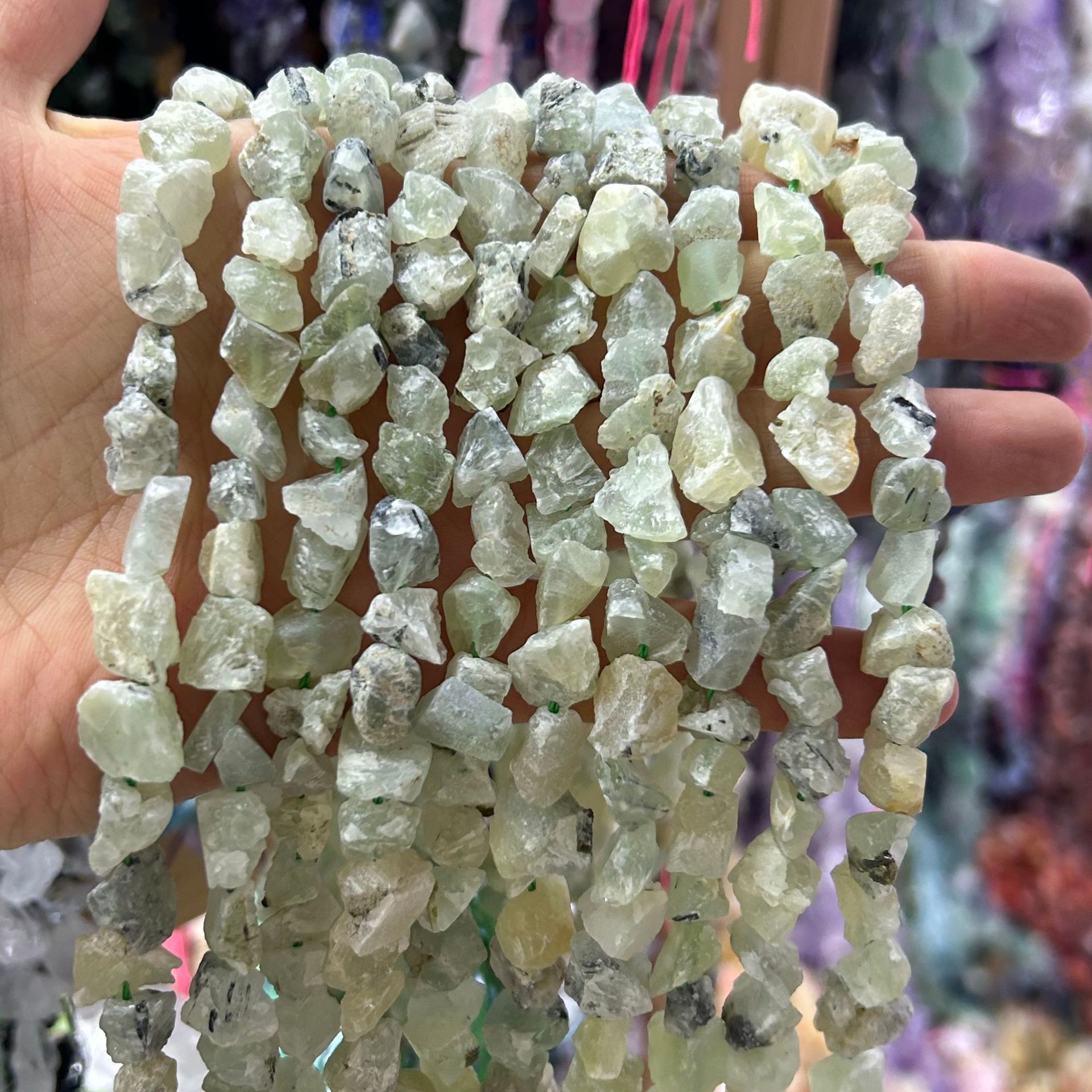 16 Prehnite