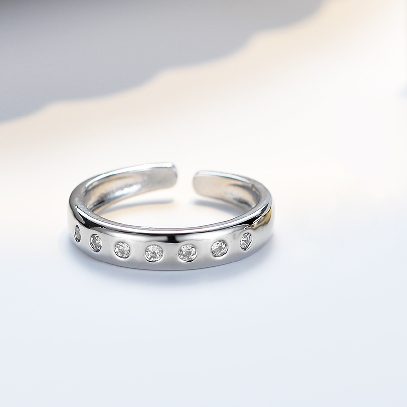 1:White gold White zirconium