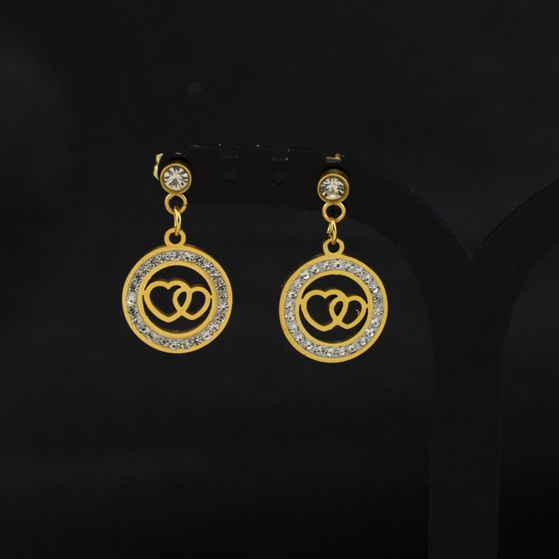 Pair of earrings