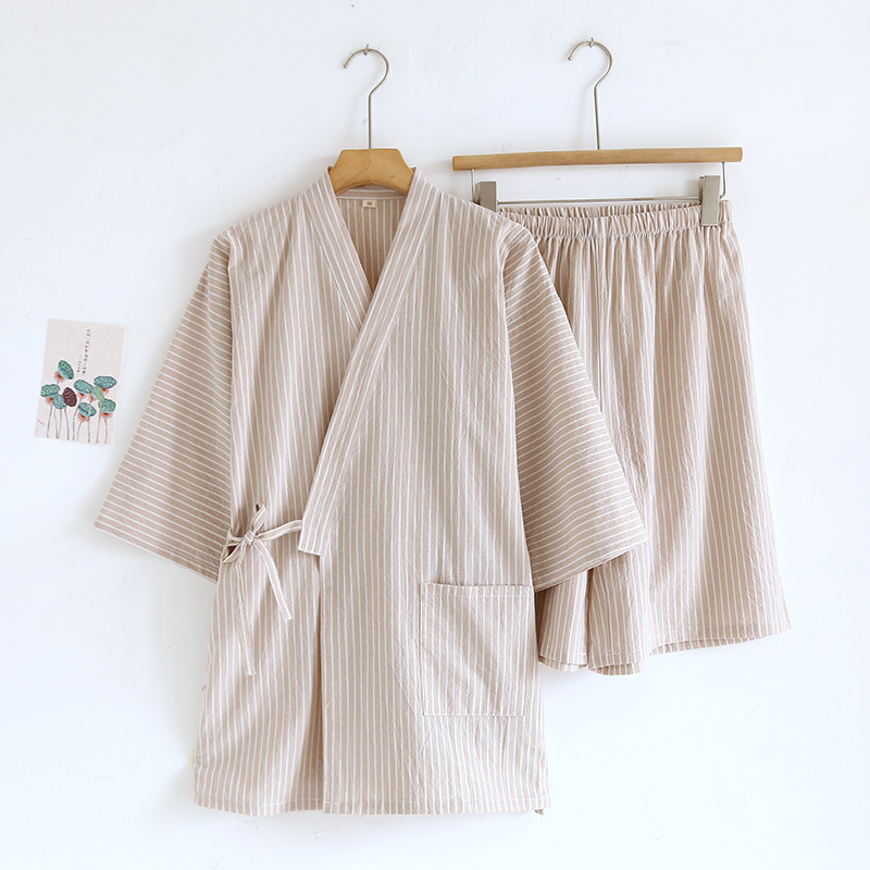 Shallow khaki stripe