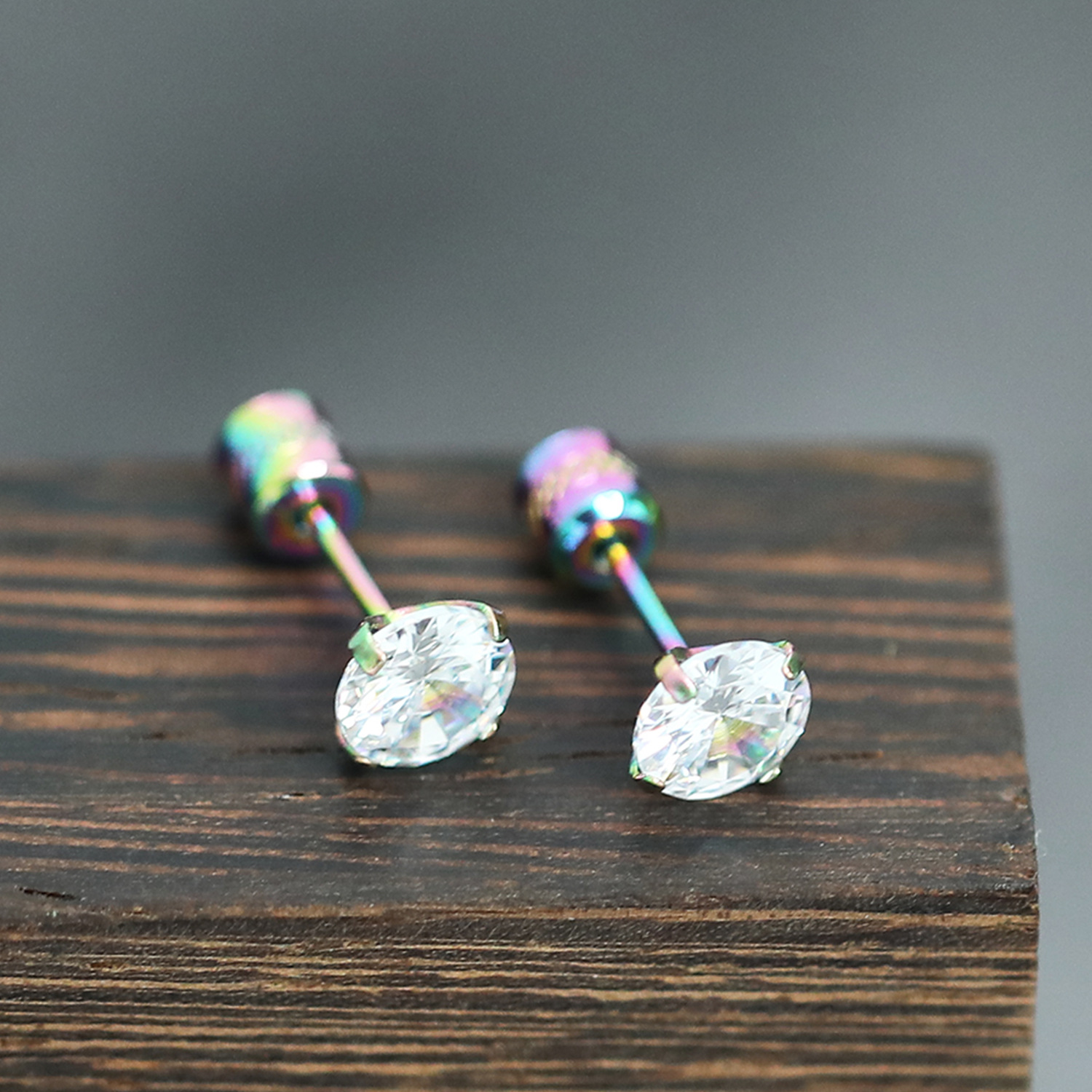 Seven color clear zircon 6mm