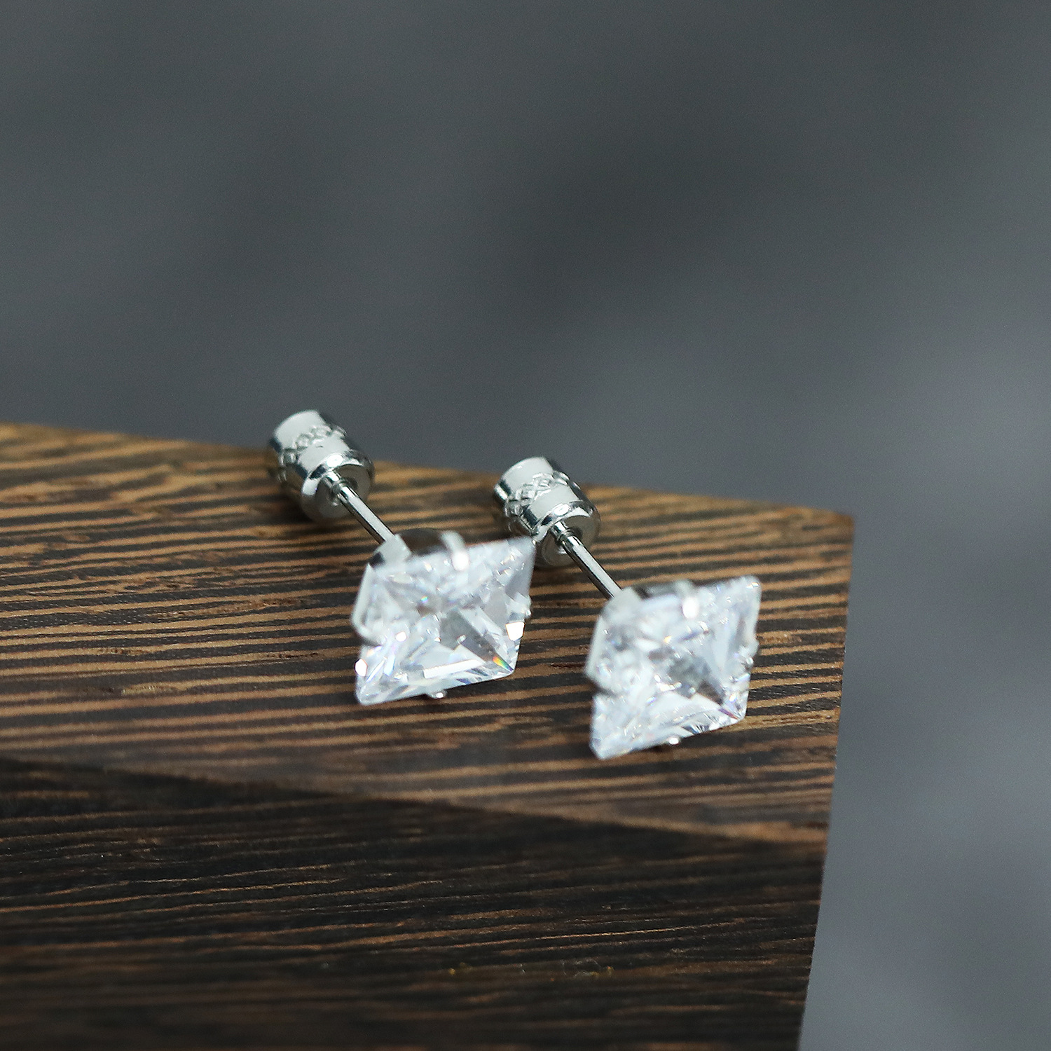 Steel color square zircon