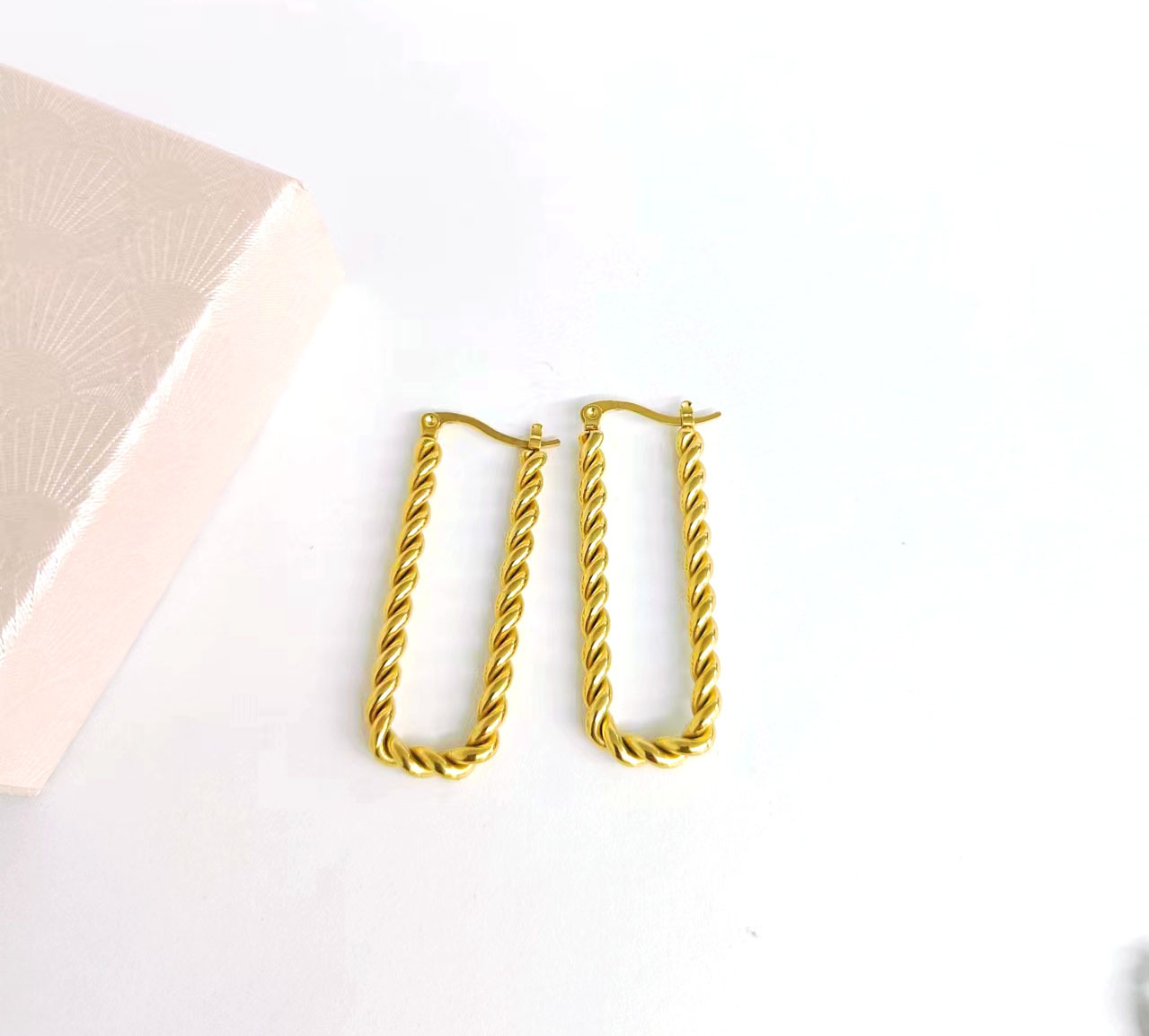 gold-16x45x4mm