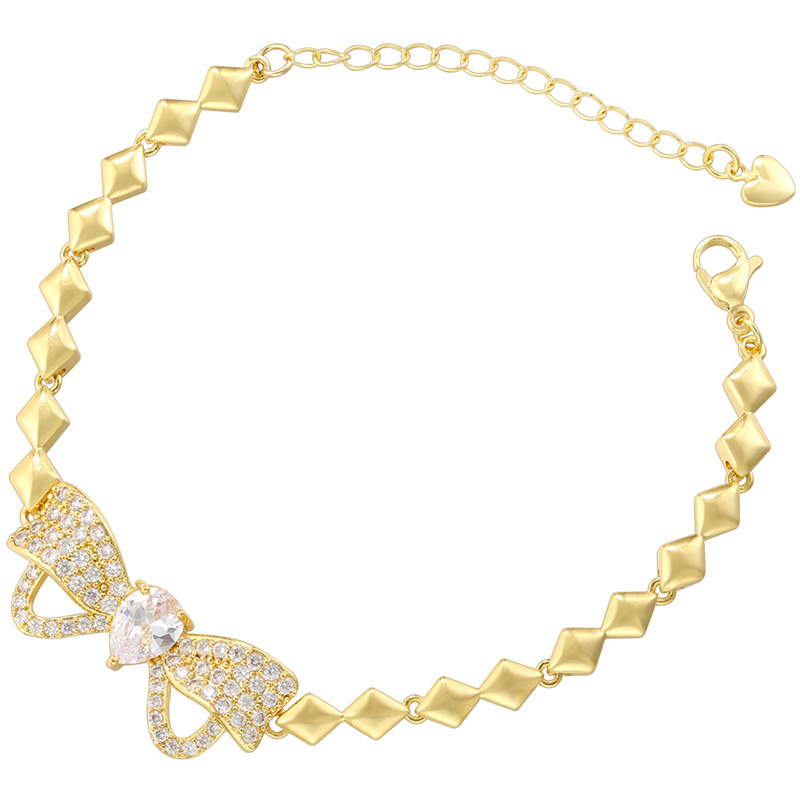 1:Gold bracelet with tail chain